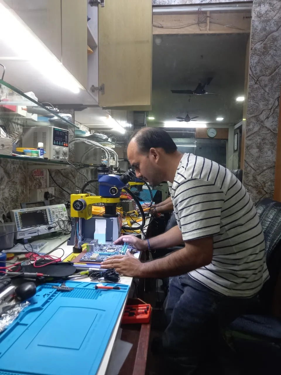 Xigox Repair Technician in Mumbai